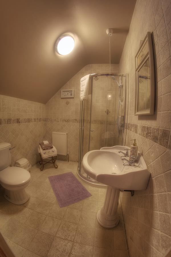 Walkers Nest Bed and Breakfast Carlingford Eksteriør billede